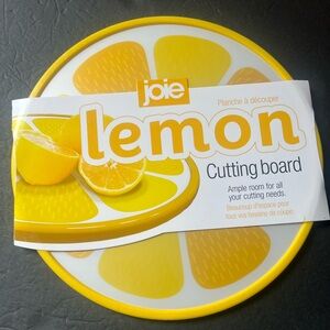 NWT Joie Lemon Cutting Board